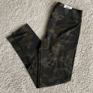 Camo leggings